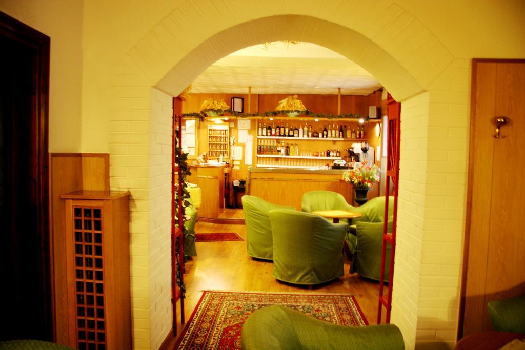 Albergo Garni Cavento Pinzolo Extérieur photo