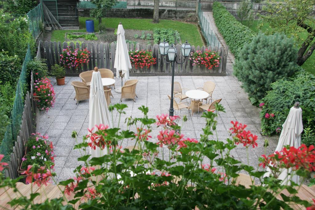 Albergo Garni Cavento Pinzolo Extérieur photo